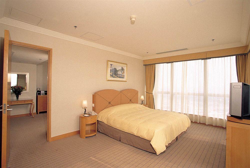 Harbour Plaza Resort City Hong Kong Room photo